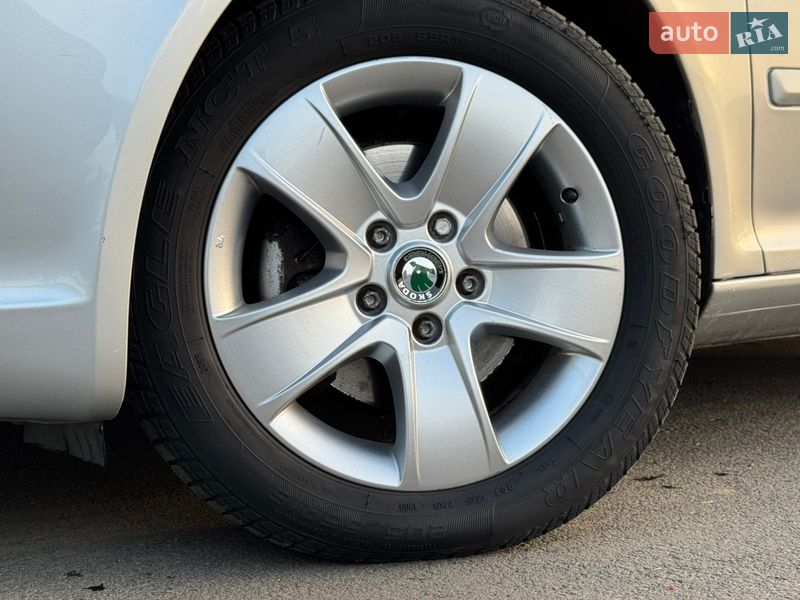 Универсал Skoda Octavia 2009 в Луцке фото 8 Универсал Skoda Octavia 2009 в Луцке