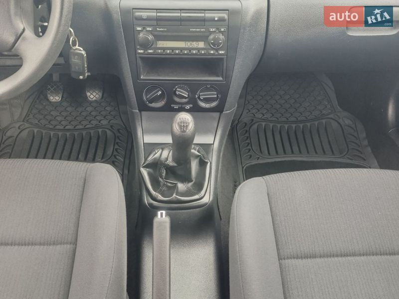 Лифтбек Skoda Octavia 2009 в Полтаве фото 18 Лифтбек Skoda Octavia 2009 в Полтаве