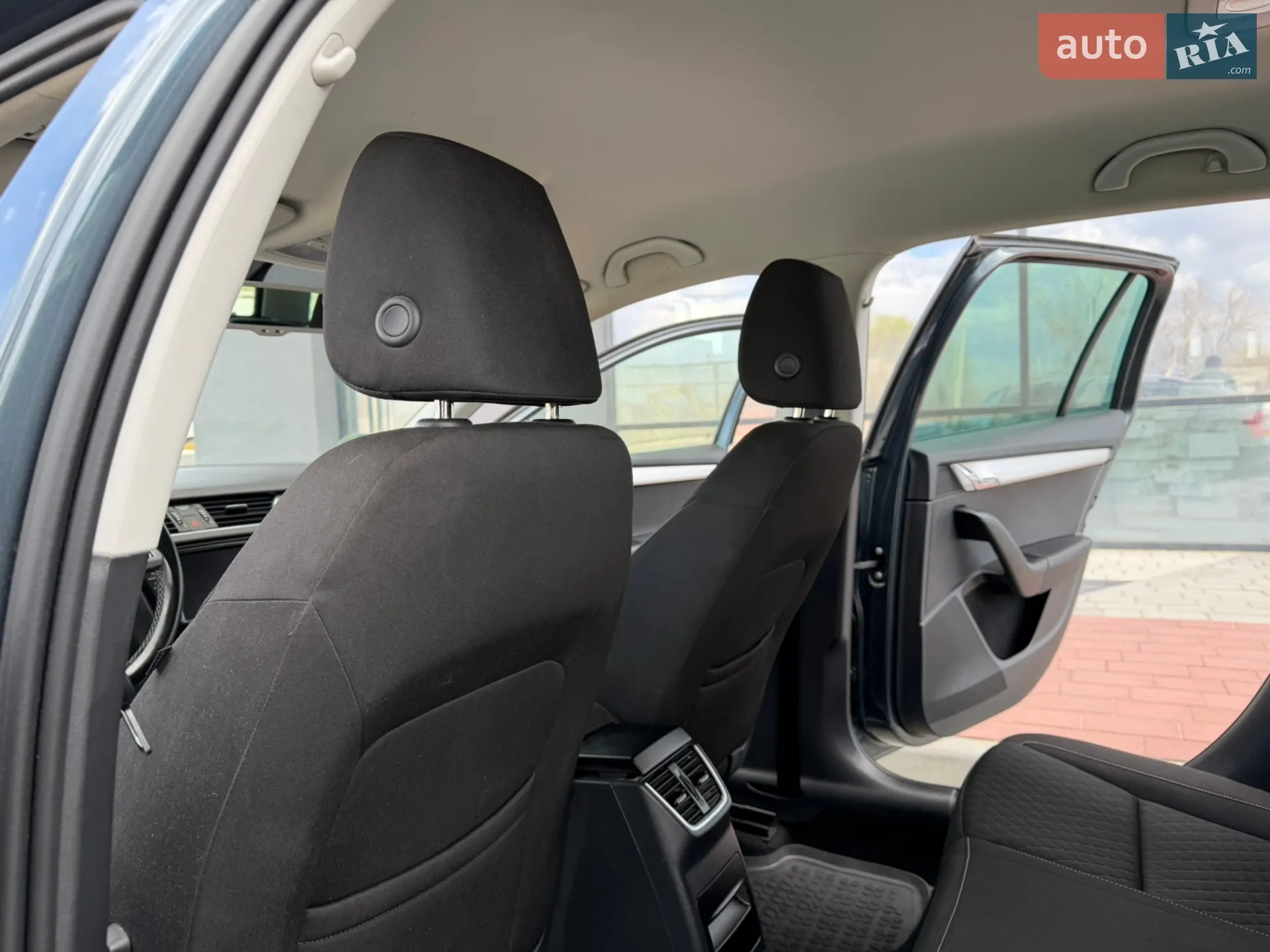 2015 Skoda Octavia - мініатюра 30