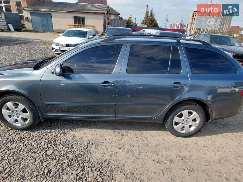 Універсал Skoda Octavia 2010 в Луцьку