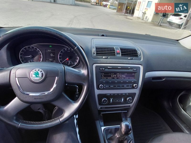 Універсал Skoda Octavia 2010 в Луцьку