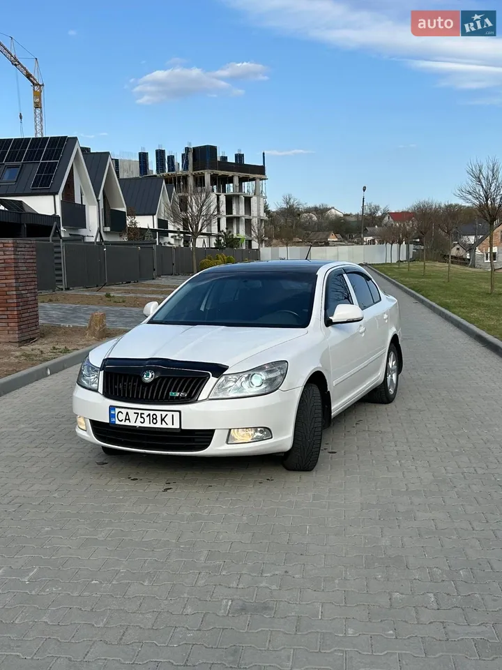 2010 Skoda Octavia - мініатюра 25