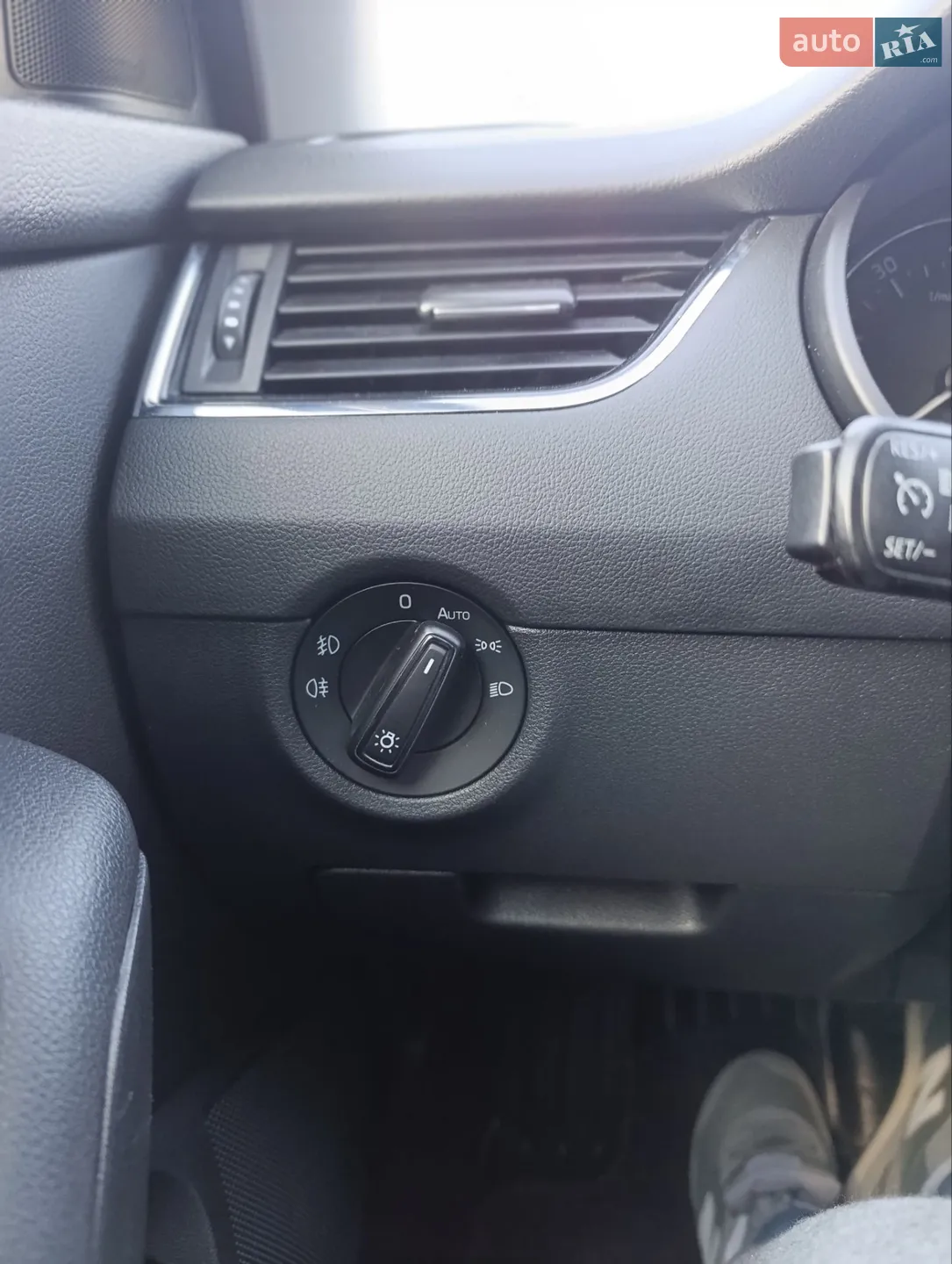 2016 Skoda Octavia - мініатюра 22