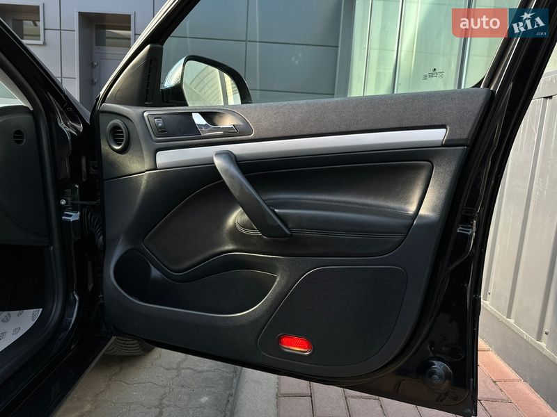 Универсал Skoda Octavia 2011 в Дрогобыче