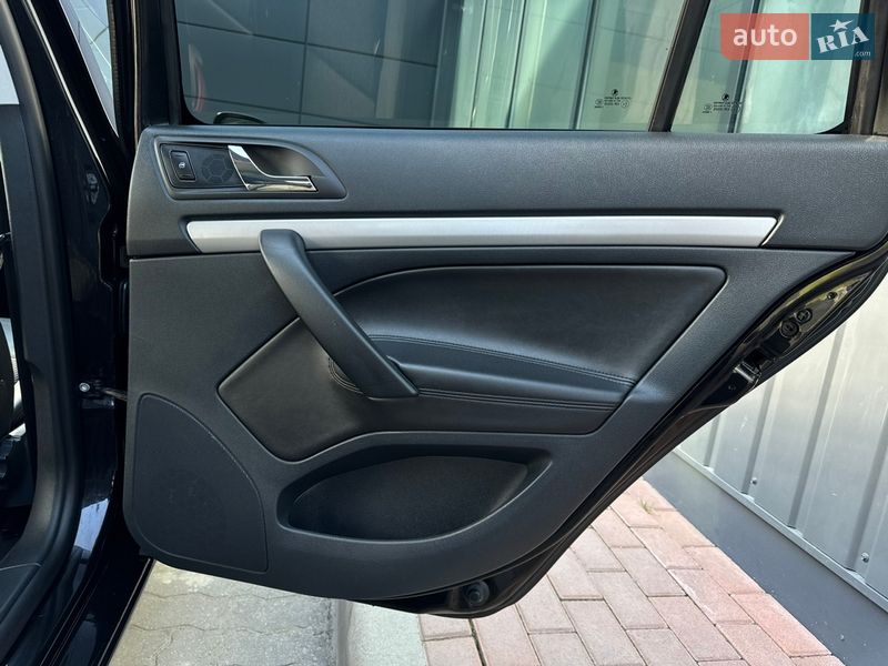 Универсал Skoda Octavia 2011 в Дрогобыче