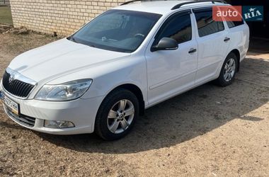 Универсал Skoda Octavia 2010 в Очакове