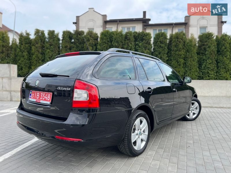 Универсал Skoda Octavia 2012 в Ровно