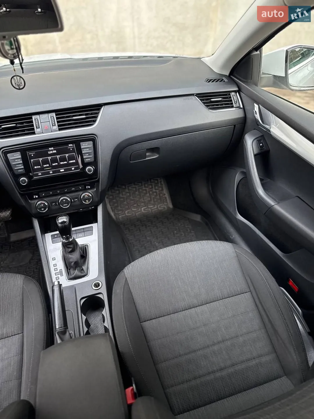 2016 Skoda Octavia - мініатюра 7