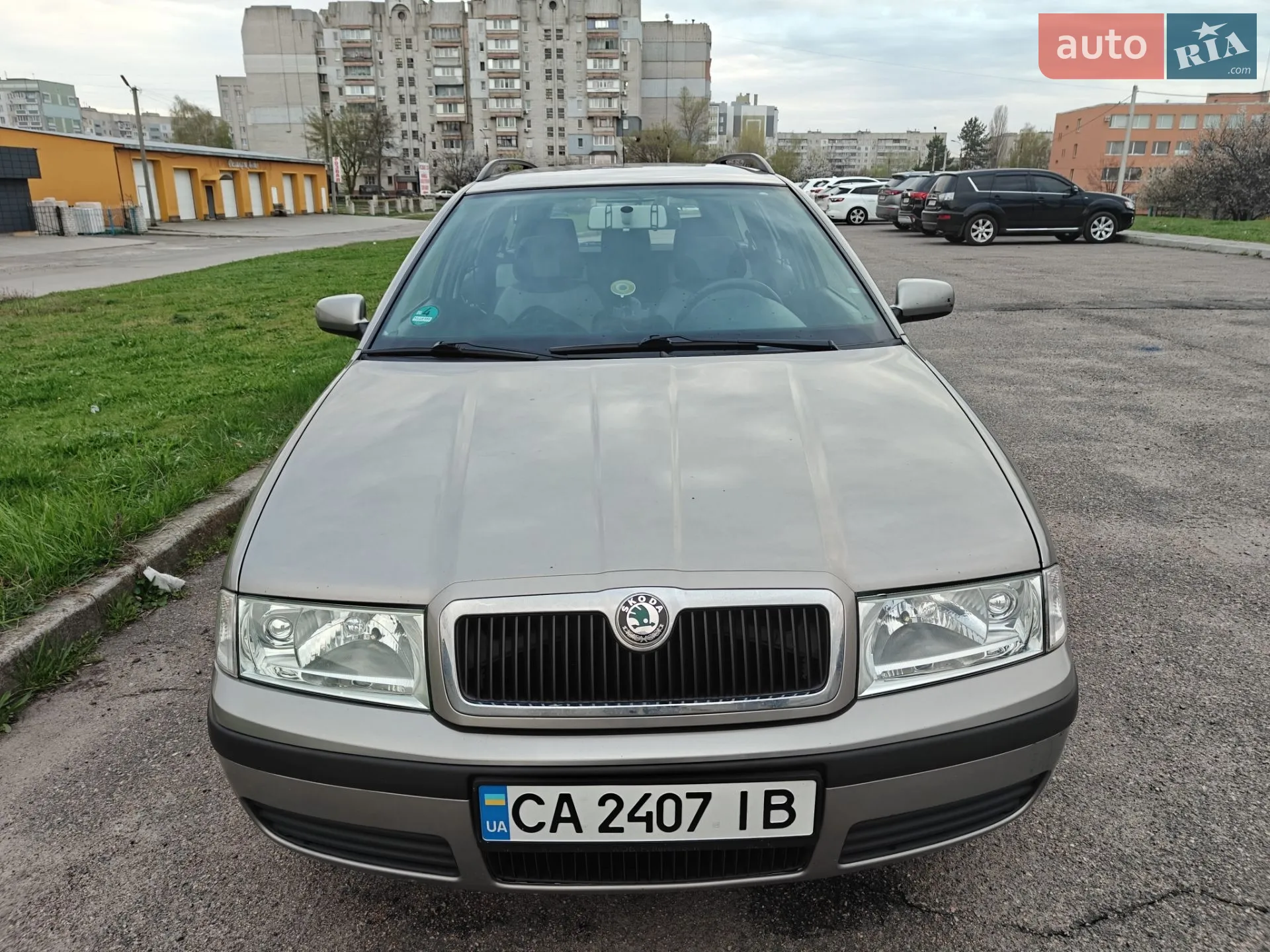 2010 Skoda Octavia - мініатюра 3