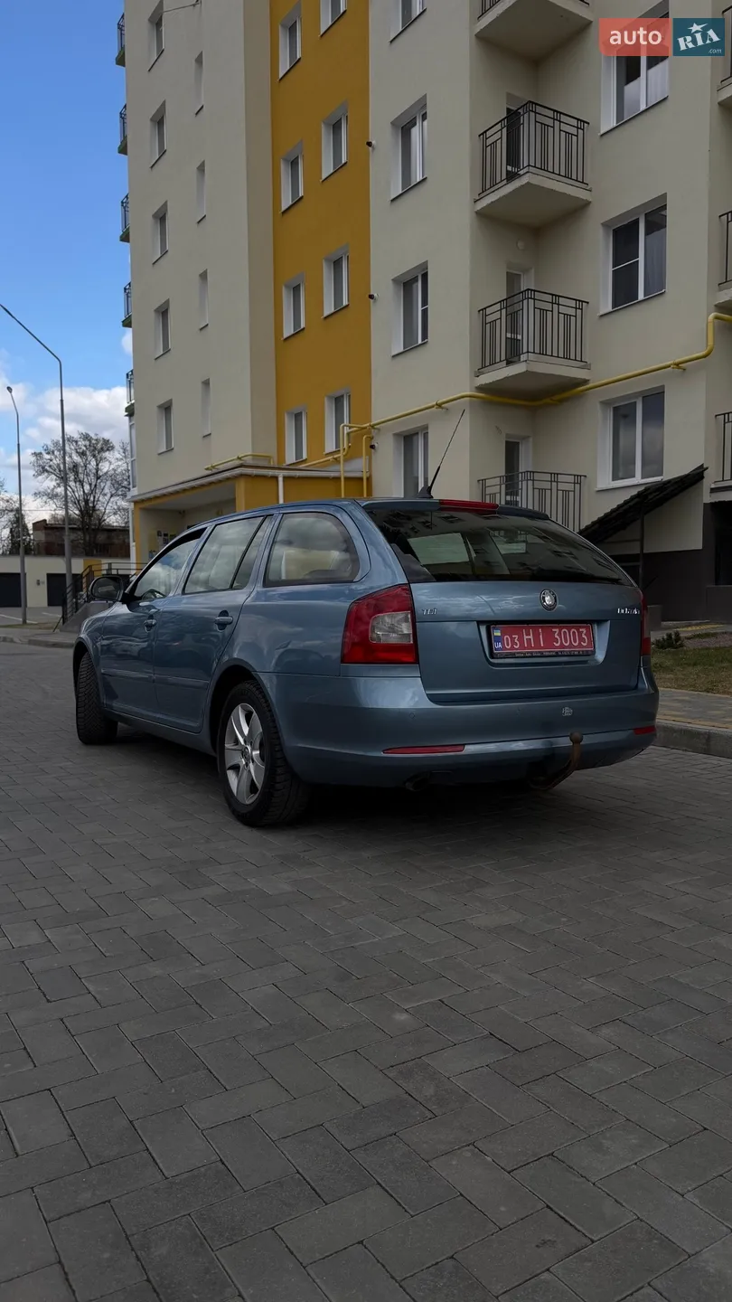 2010 Skoda Octavia - мініатюра 6
