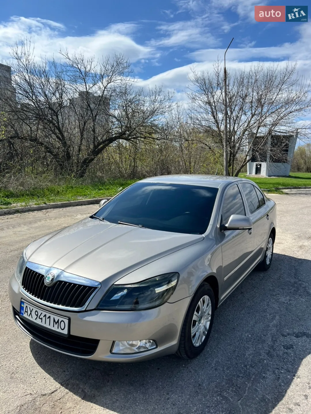 2010 Skoda Octavia - мініатюра 2