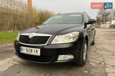 Універсал Skoda Octavia 2011 в Хоролі