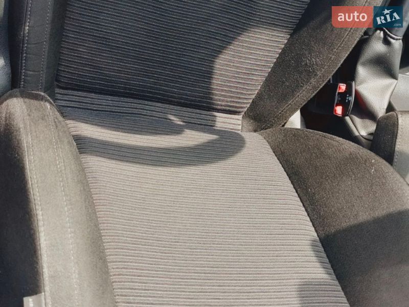 Універсал Skoda Octavia 2014 в Ромнах