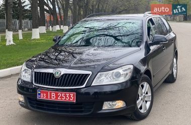 Универсал Skoda Octavia 2010 в Полтаве