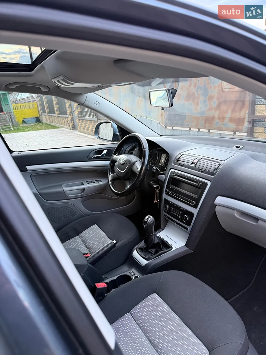 2011 Skoda Octavia - мініатюра 22