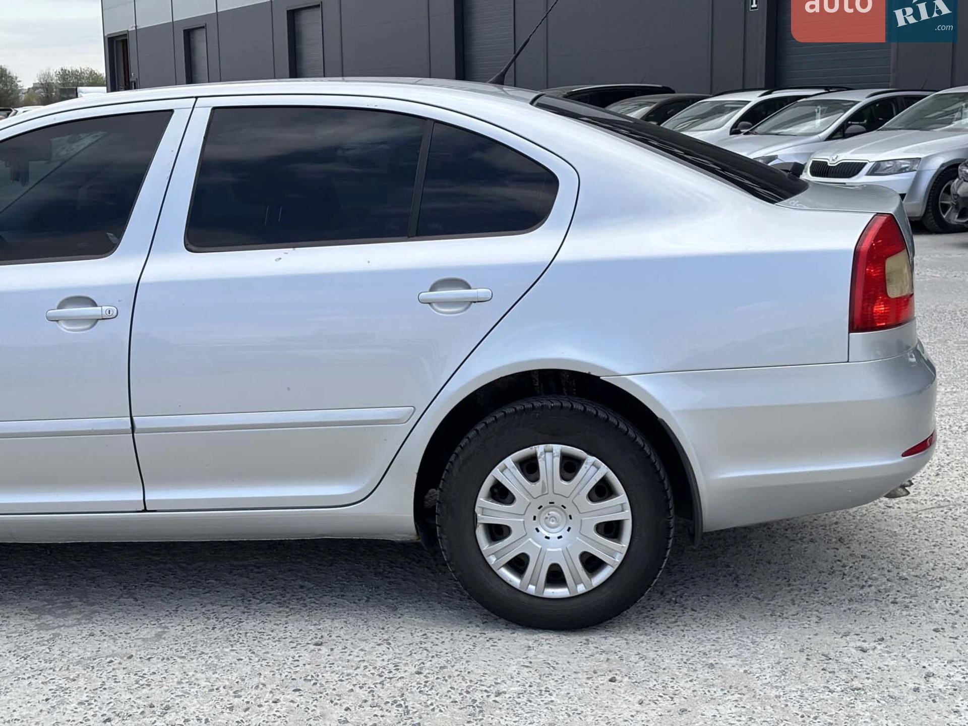 2010 Skoda Octavia - мініатюра 7