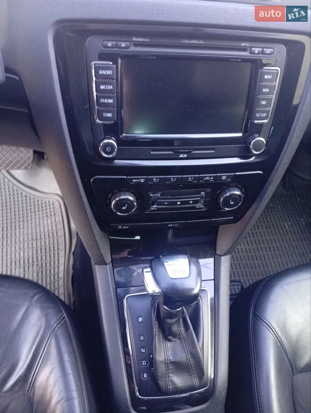 2010 Skoda Octavia - мініатюра 11