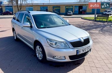 Универсал Skoda Octavia 2010 в Полтаве