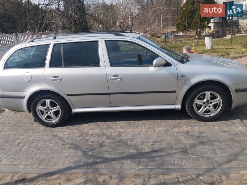 Skoda Octavia 2003