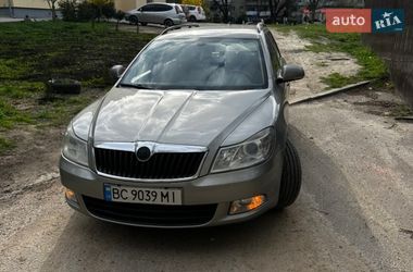Универсал Skoda Octavia 2010 в Львове