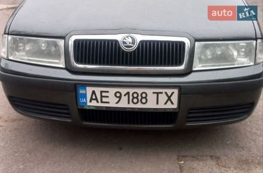 Лифтбек Skoda Octavia 2001 в Днепре