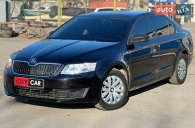 Лифтбек Skoda Octavia 2015 в Киеве