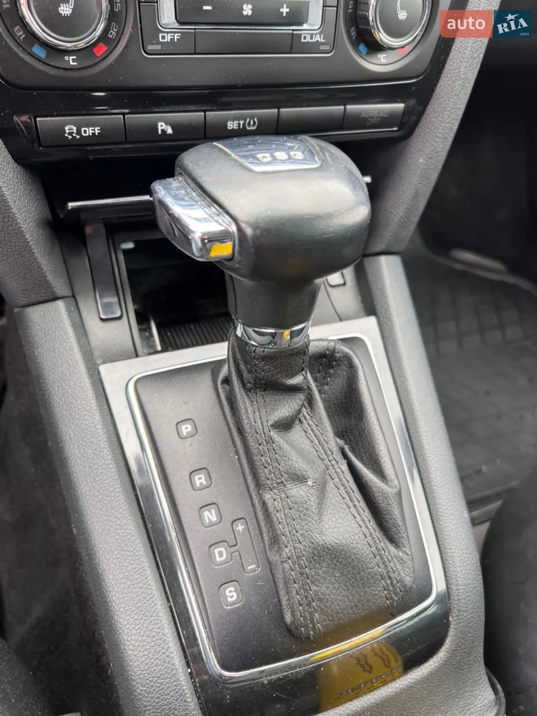 2011 Skoda Octavia - мініатюра 12