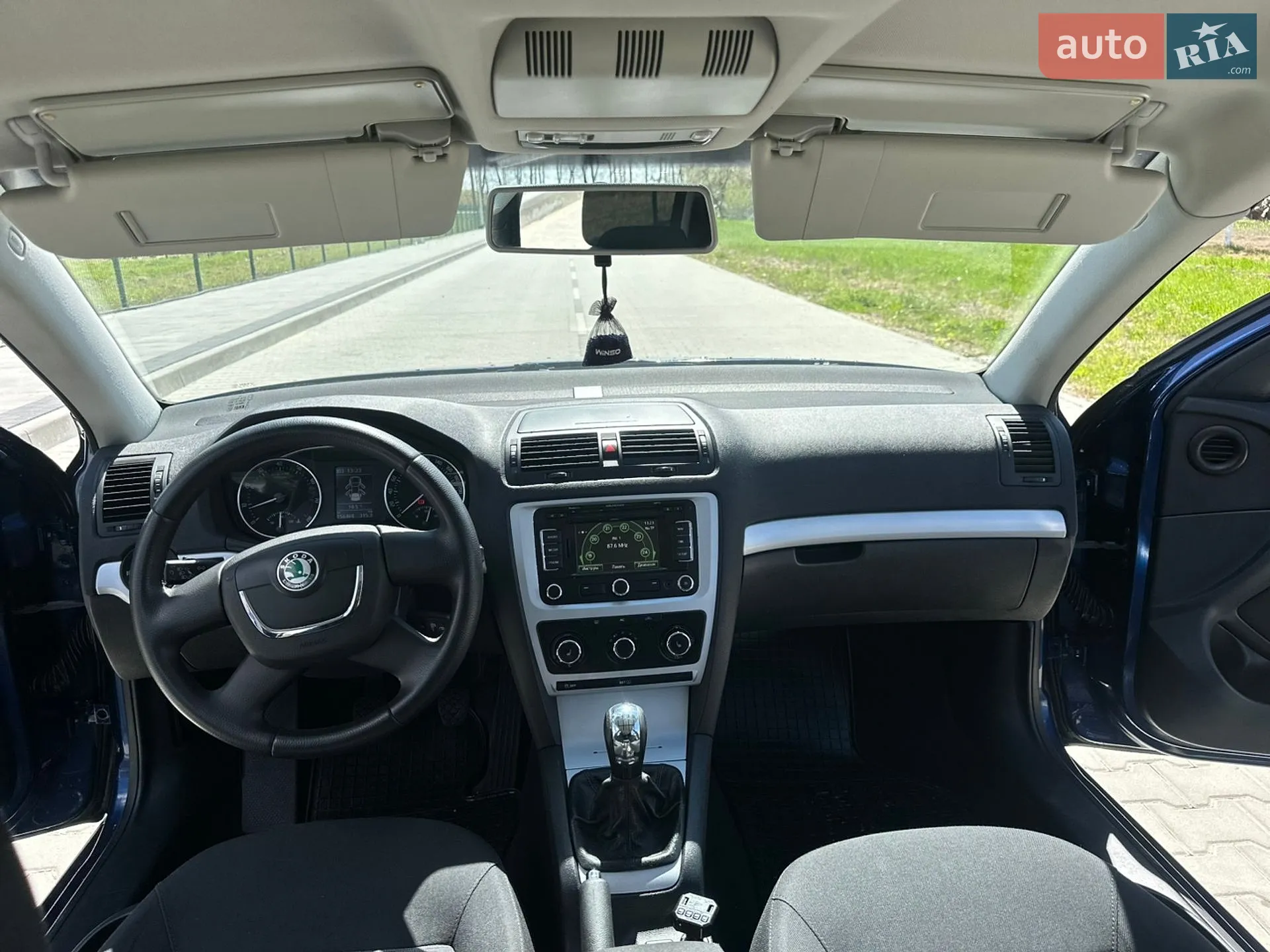 2010 Skoda Octavia - мініатюра 19