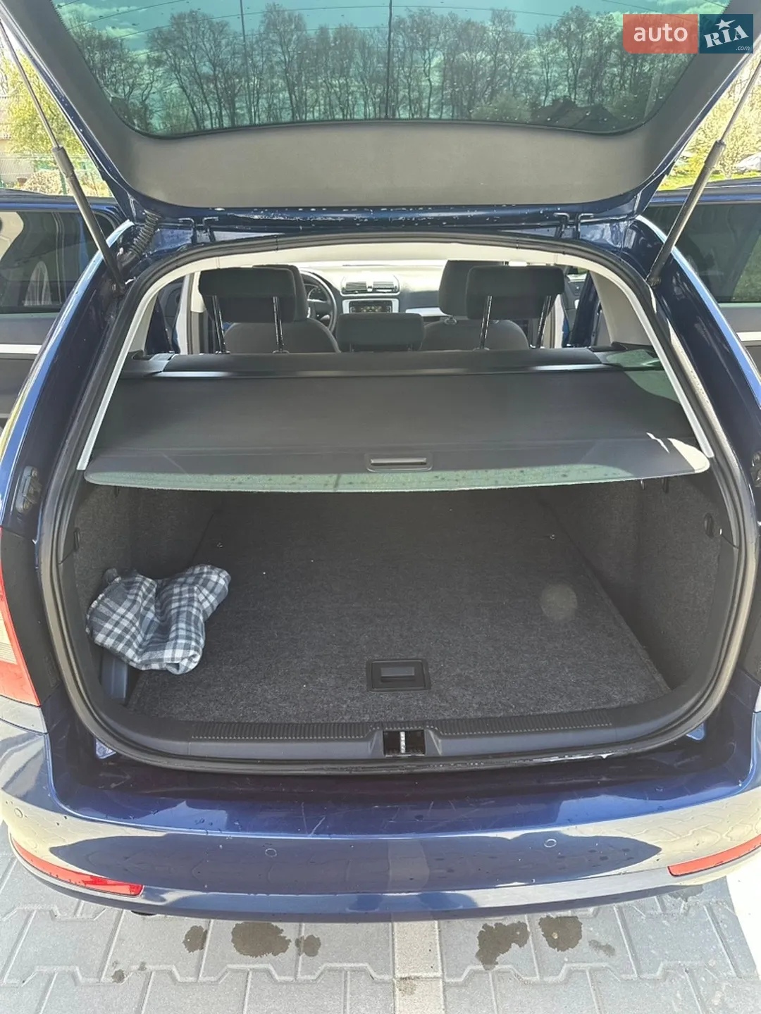 Skoda Octavia 2010 VIN TMBHK61ZXB2039697 фото оголошення 21 з 22