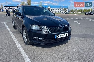 Універсал Skoda Octavia 2017 в Житомирі