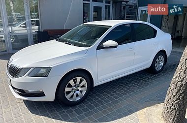Лифтбек Skoda Octavia 2017 в Львове