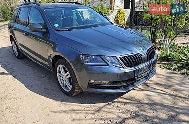 Універсал Skoda Octavia 2017 в Володимирі
