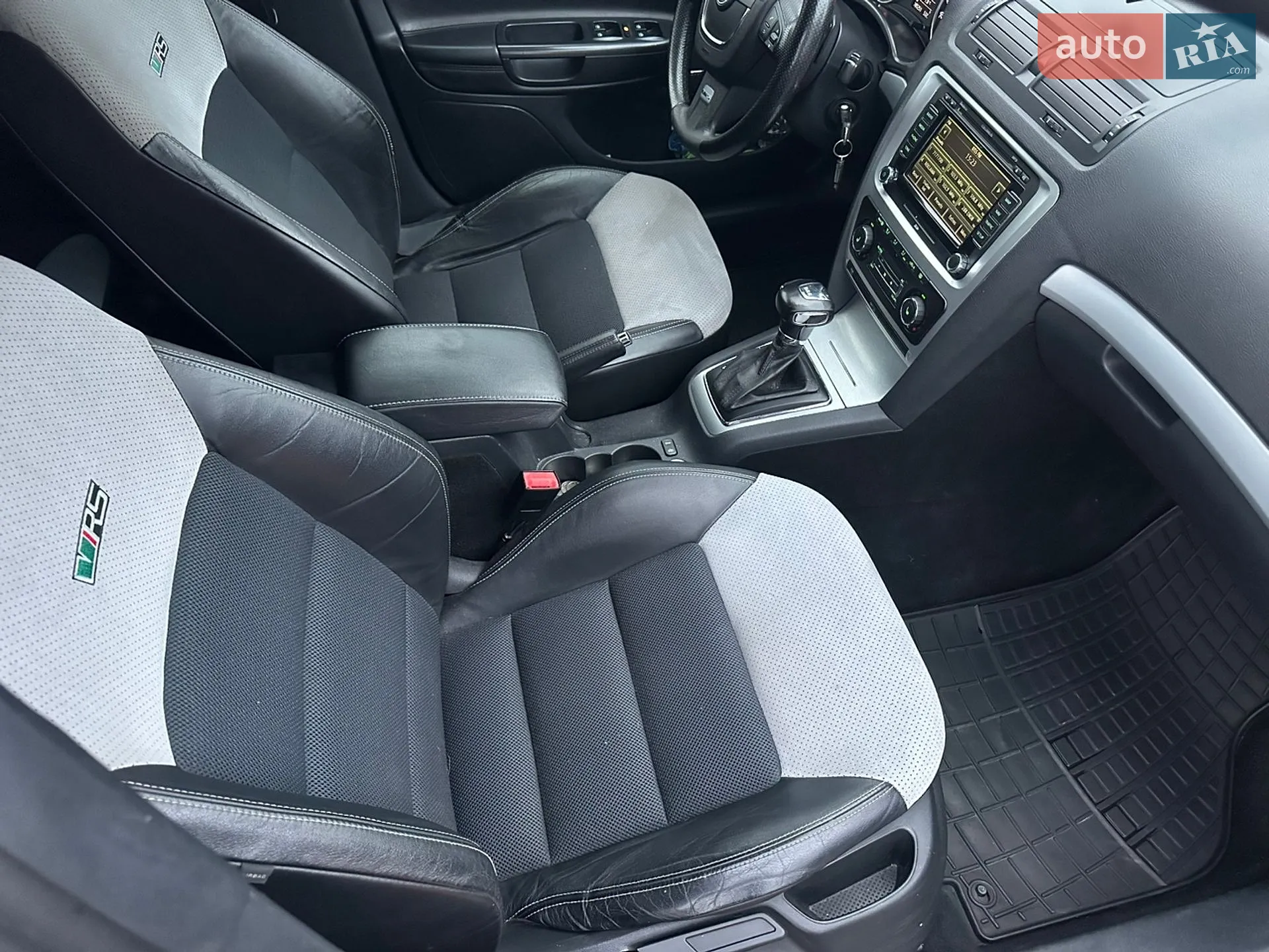 Skoda Octavia 2009 VIN TMBUH61Z4A2053008 фото оголошення 11 з 17