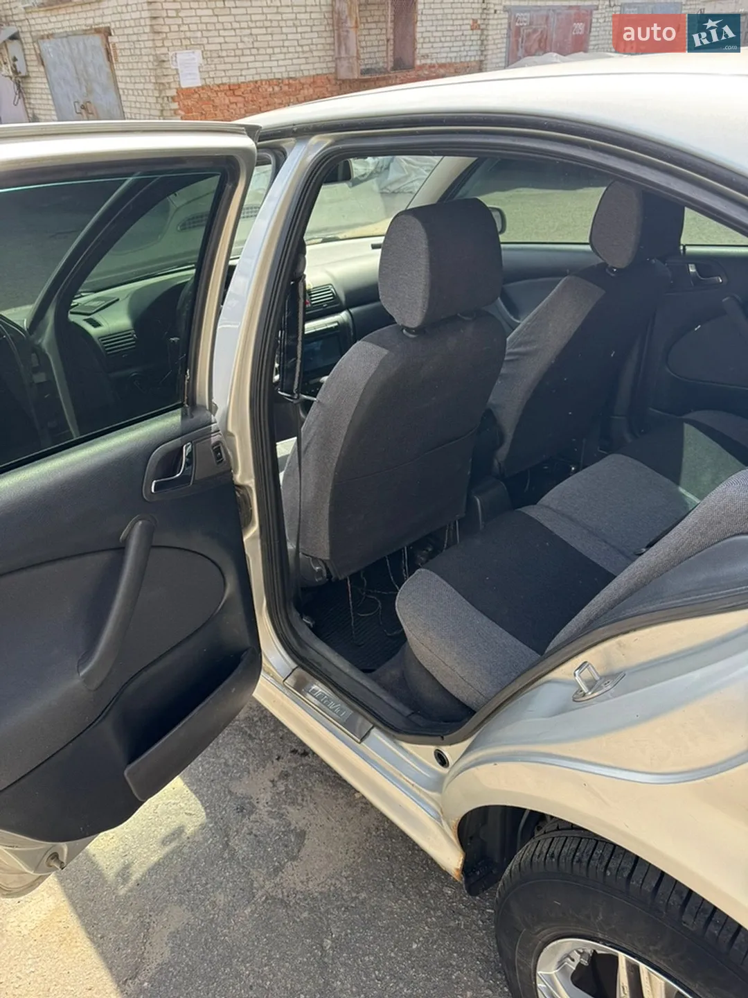 Skoda Octavia 2004 VIN TMBBL41U84B011167 фото оголошення 8 з 19