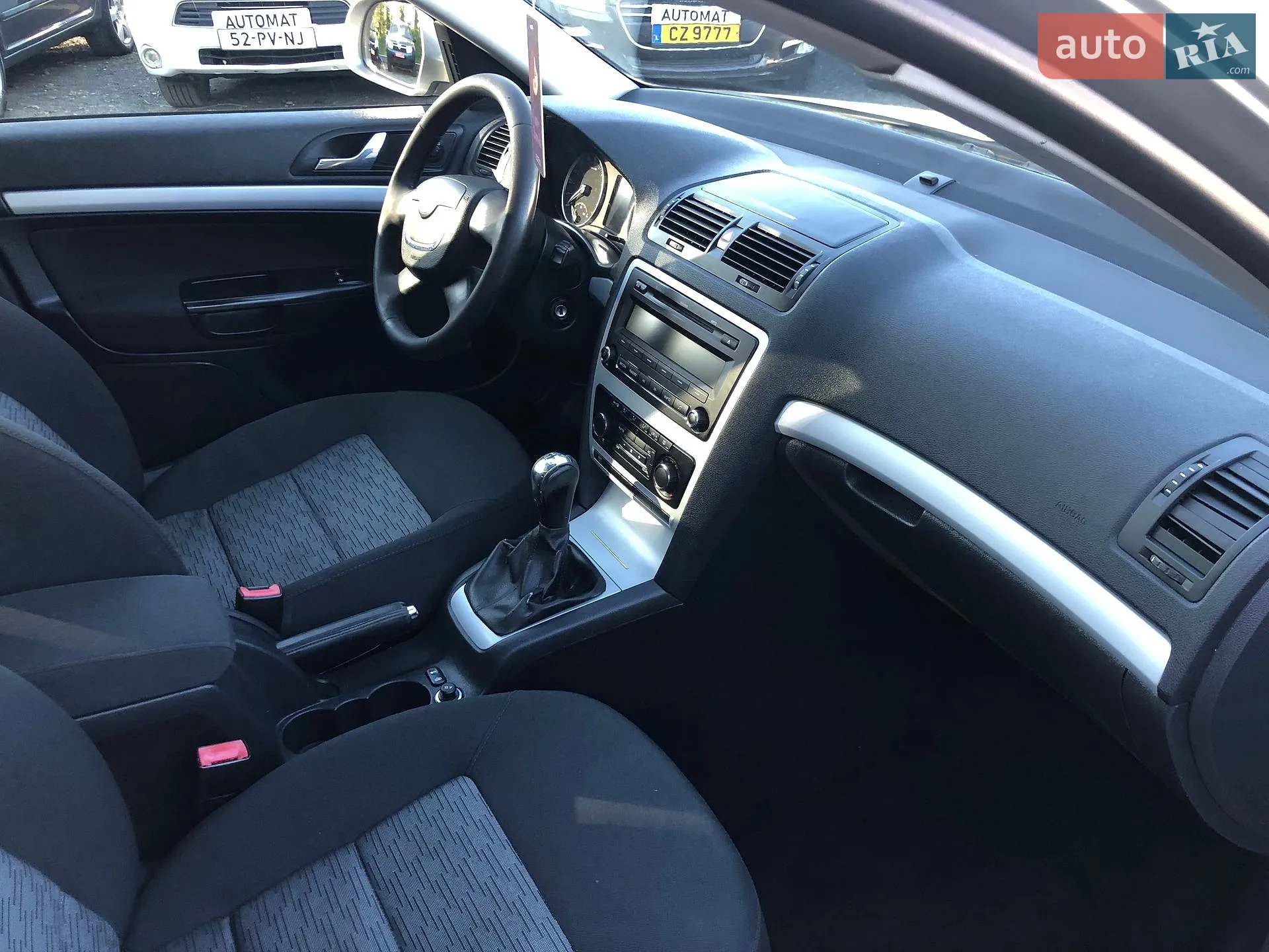 2011 Skoda Octavia - мініатюра 10