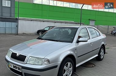 Ліфтбек Skoda Octavia 2003 в Харкові