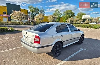 Лифтбек Skoda Octavia 2004 в Житомире