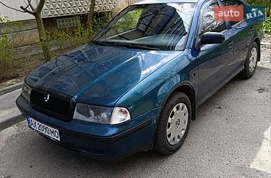 Лифтбек Skoda Octavia 1998 в Харькове
