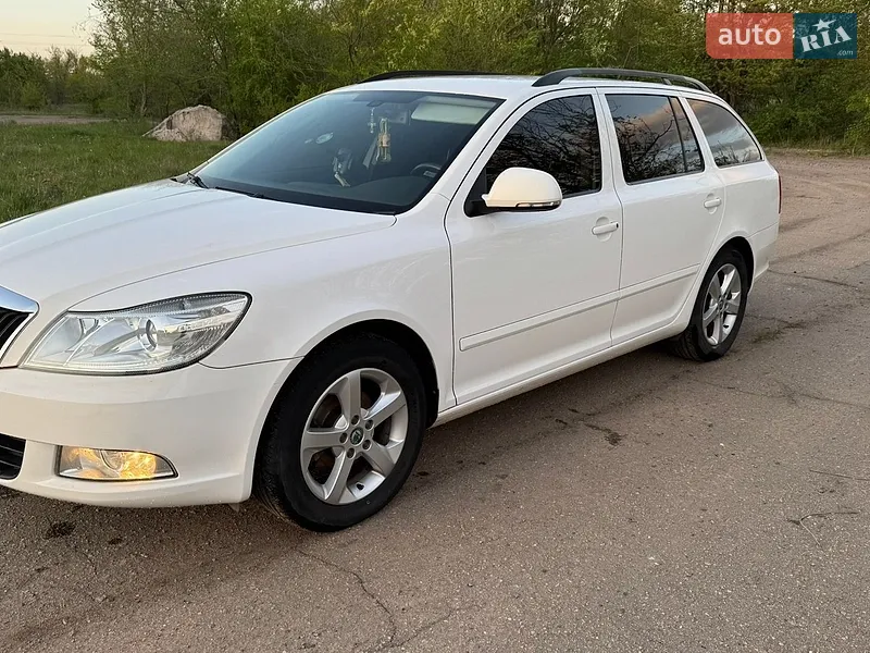 Skoda Octavia 2012 VIN Y6UBK41ZXDB151932 фото оголошення 14 з 45