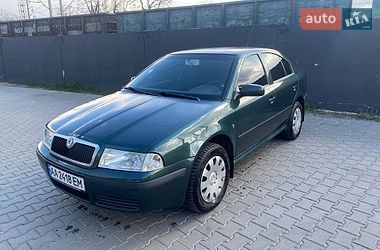 Лифтбек Skoda Octavia 2008 в Киеве