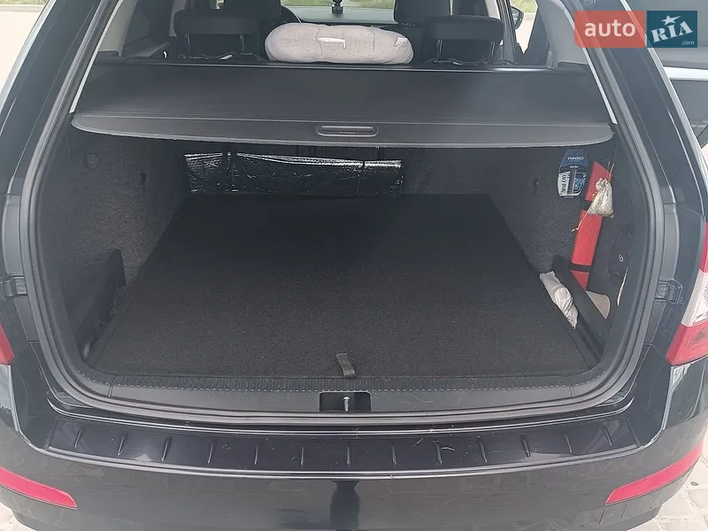 Skoda Octavia 2014 VIN TMBJG7NE4E0090080 фото оголошення 10 з 59