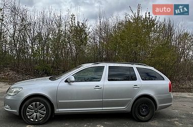 Универсал Skoda Octavia 2013 в Дунаевцах