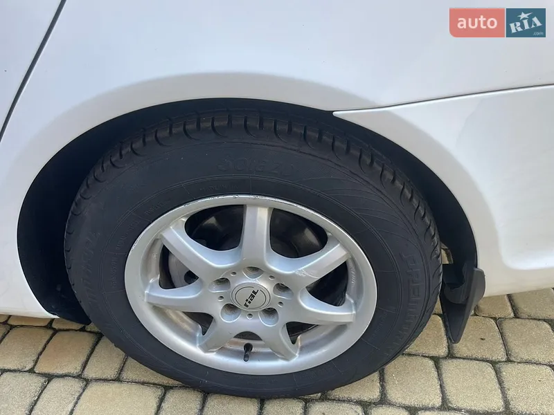 Skoda Octavia 2008 VIN TMBHK61Z382219581 фото оголошення 7 з 50
