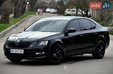 Лифтбек Skoda Octavia 2018 в Запорожье
