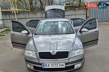 Лифтбек Skoda Octavia 2008 в Кропивницком