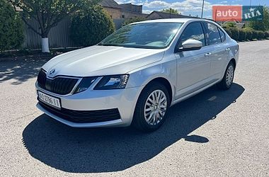 Лифтбек Skoda Octavia 2018 в Ужгороде