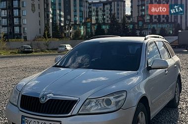 Універсал Skoda Octavia 2010 в Софіївській Борщагівці