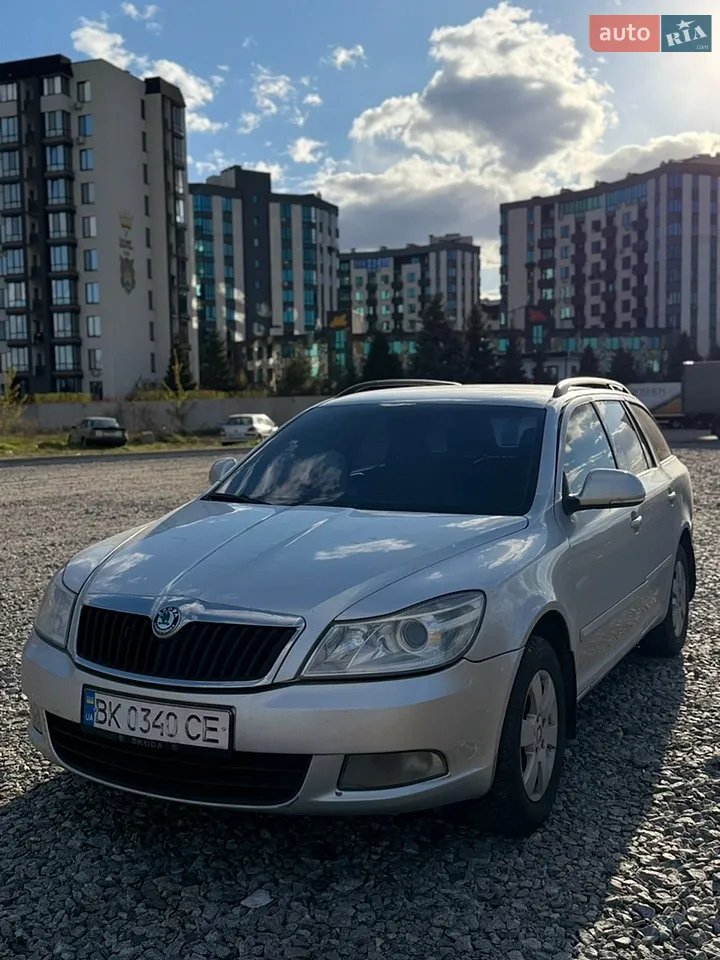 2010 Skoda Octavia - мініатюра 24