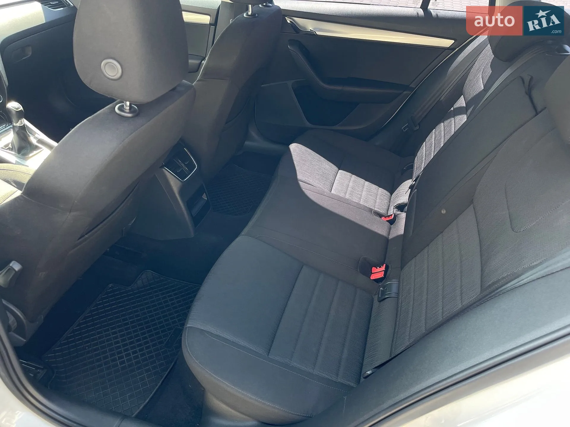 2015 Skoda Octavia - мініатюра 62