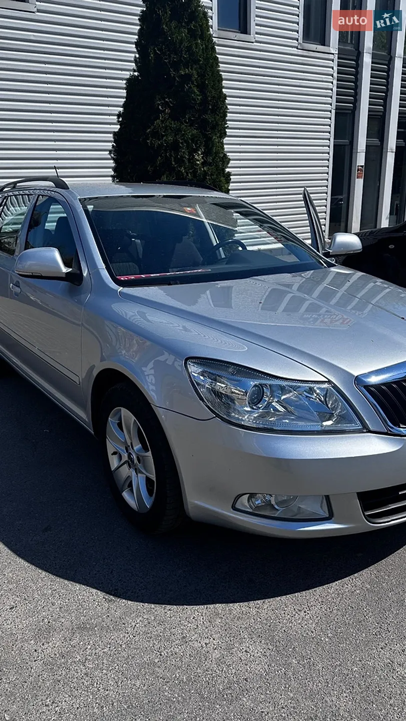2011 Skoda Octavia - мініатюра 4